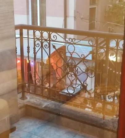 Amaliya With Two Bedrooms Апартаменты