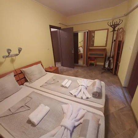 Apartment Amaliya With Two Bedrooms