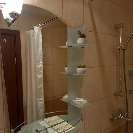 Apartment Amaliya With Two Bedrooms *